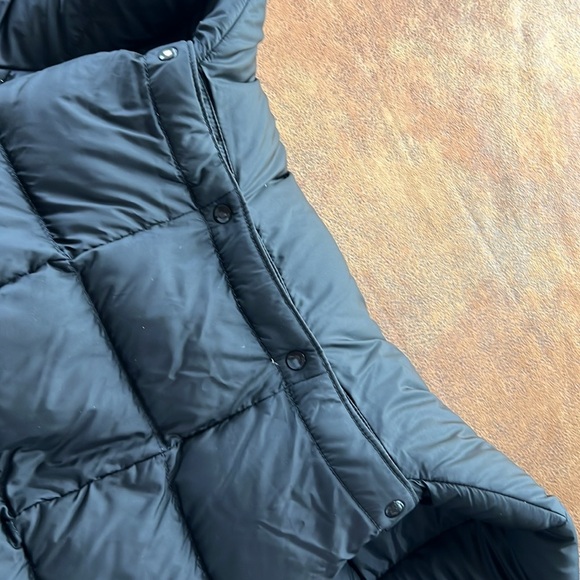 The North Face Black Puffer Jacket Winter-Weight Insulation. Medium - Picture 13 of 14